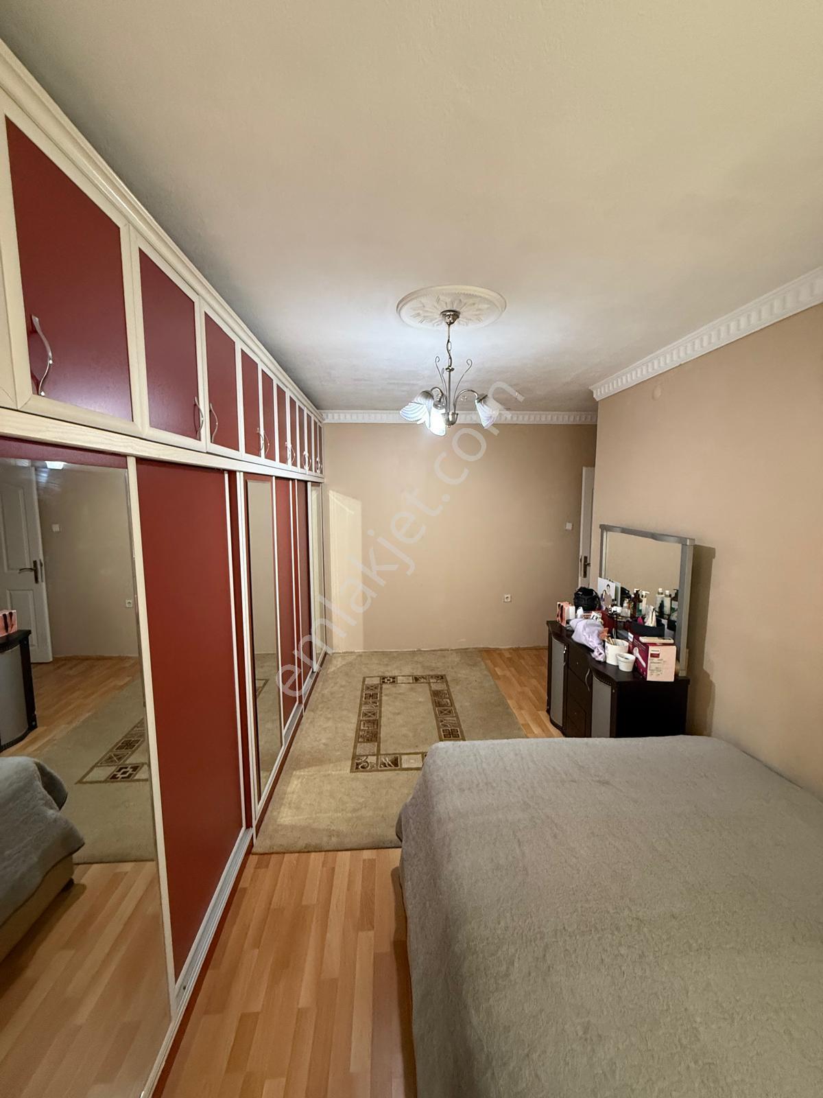 Krediye Uygun | Cadde Üstü | 165 M² Net | Doğalgazlı Geniş Aile Dairesi - Görsel 26