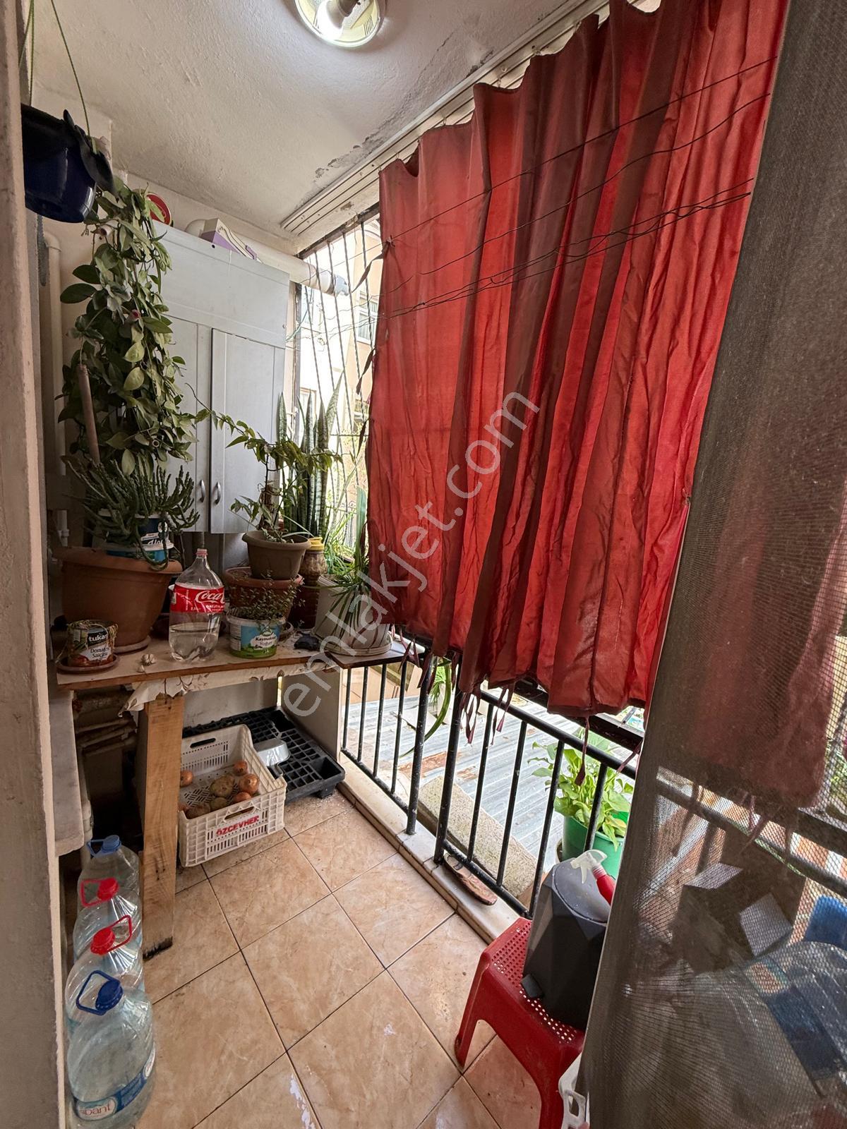 Krediye Uygun | Cadde Üstü | 165 M² Net | Doğalgazlı Geniş Aile Dairesi - Görsel 2