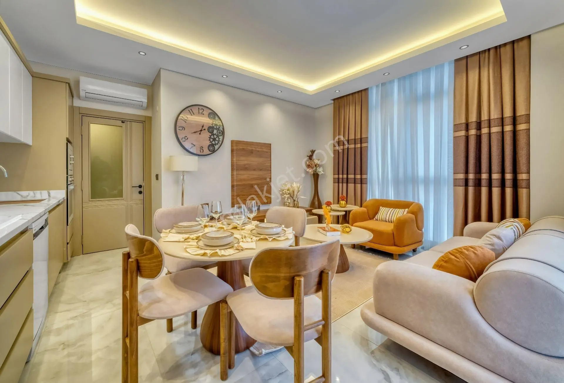 Alanya Merkez Güllerpınarı’nda Sosyal Alanlı Sitede 2+1 Satılık Daire - Görsel 2