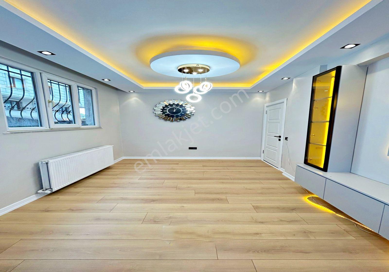 Metrobüse Yürüme Mesafesinde Müstakil Bahçeli Full Dekorlu 3+1 120m2 Satıkık Daire - Görsel 23