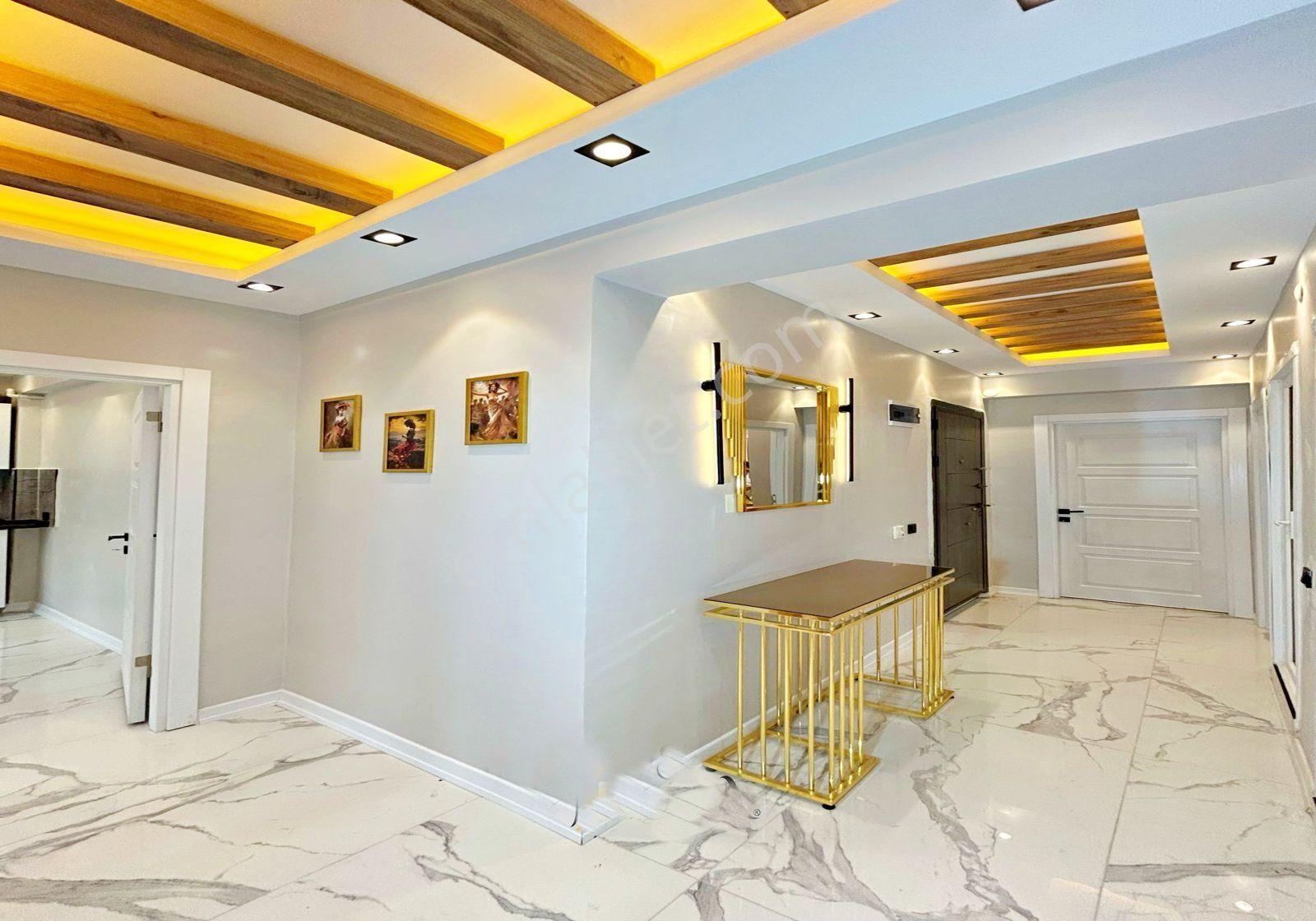 Metrobüse Yürüme Mesafesinde Müstakil Bahçeli Full Dekorlu 3+1 120m2 Satıkık Daire - Görsel 10
