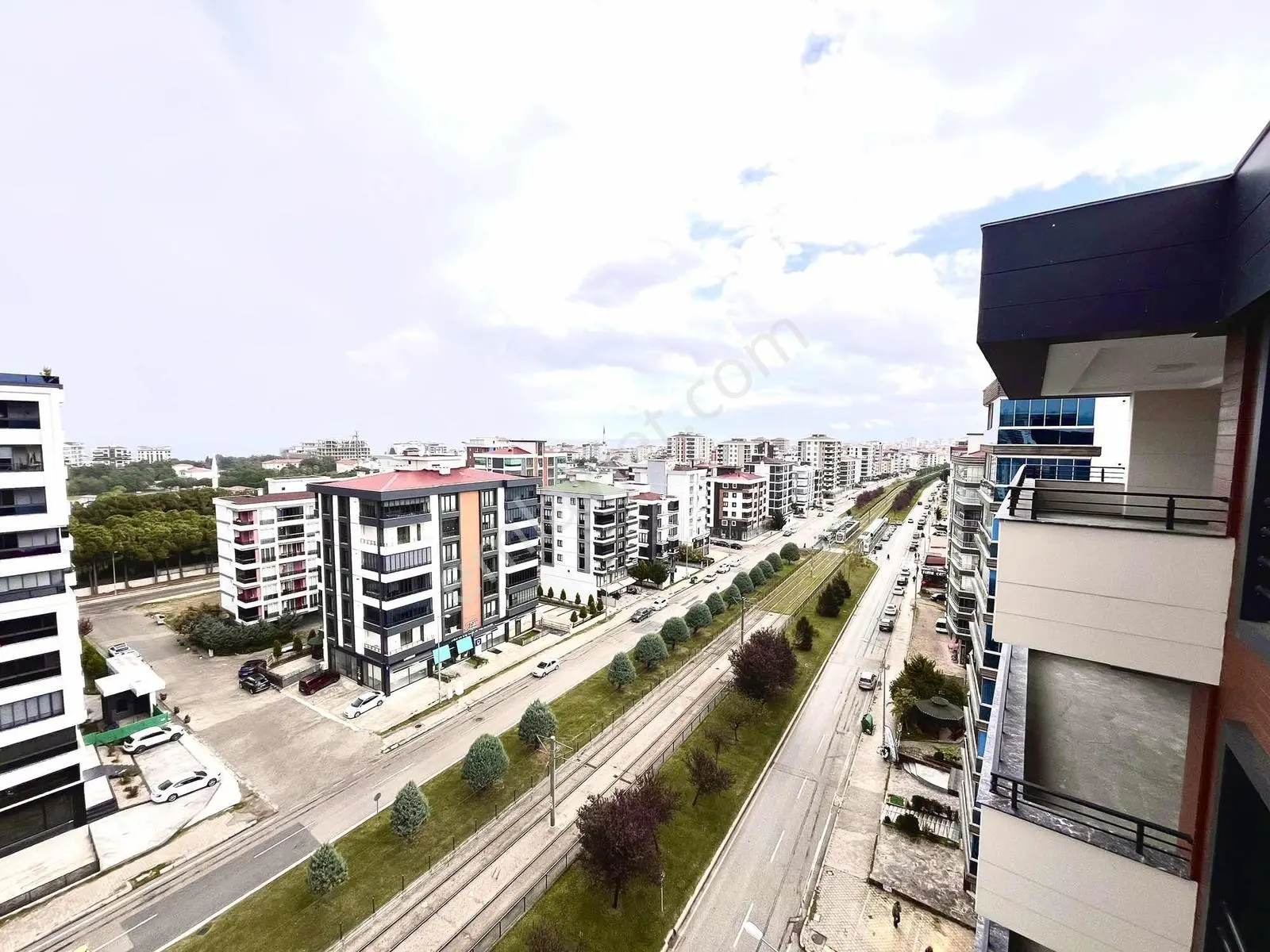 Serkan Zengin Den Çobanlı Tranvaya Cephe Ultra Lüx 4+1