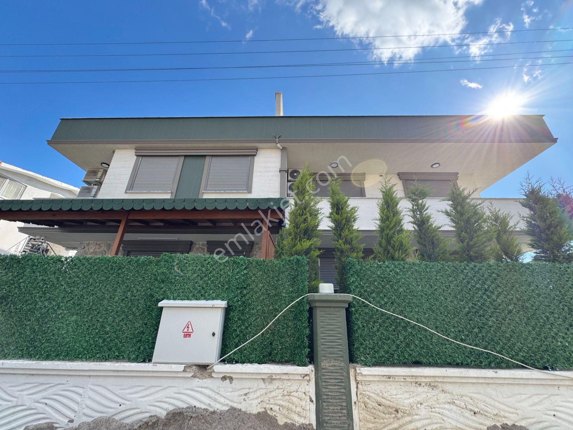 🟣 Güç Gayrimenkul'den Güre'de Denize 400m Geniş Teraslı Ebeveynli Lüx 4+1 Villa - Görsel 2