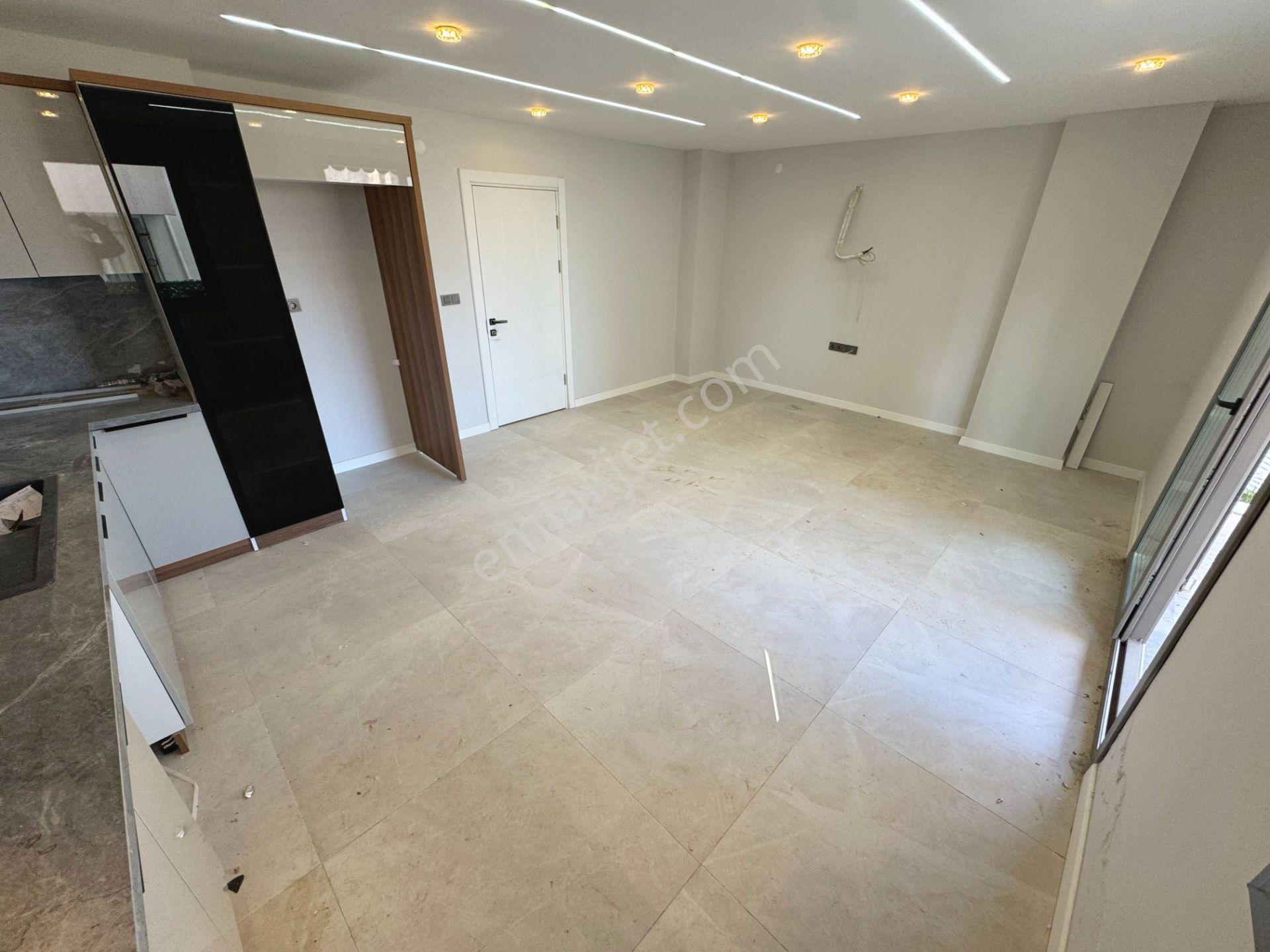 🟣 Güç Gayrimenkul'den Güre'de Denize 400m Geniş Teraslı Ebeveynli Lüx 4+1 Villa - Görsel 3
