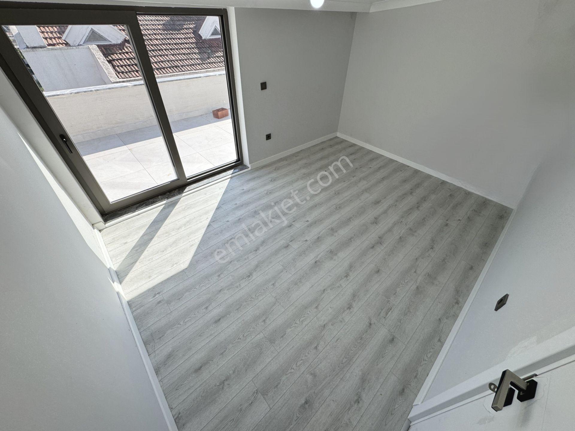 🟣 Güç Gayrimenkul'den Güre'de Denize 400m Geniş Teraslı Ebeveynli Lüx 4+1 Villa - Görsel 14