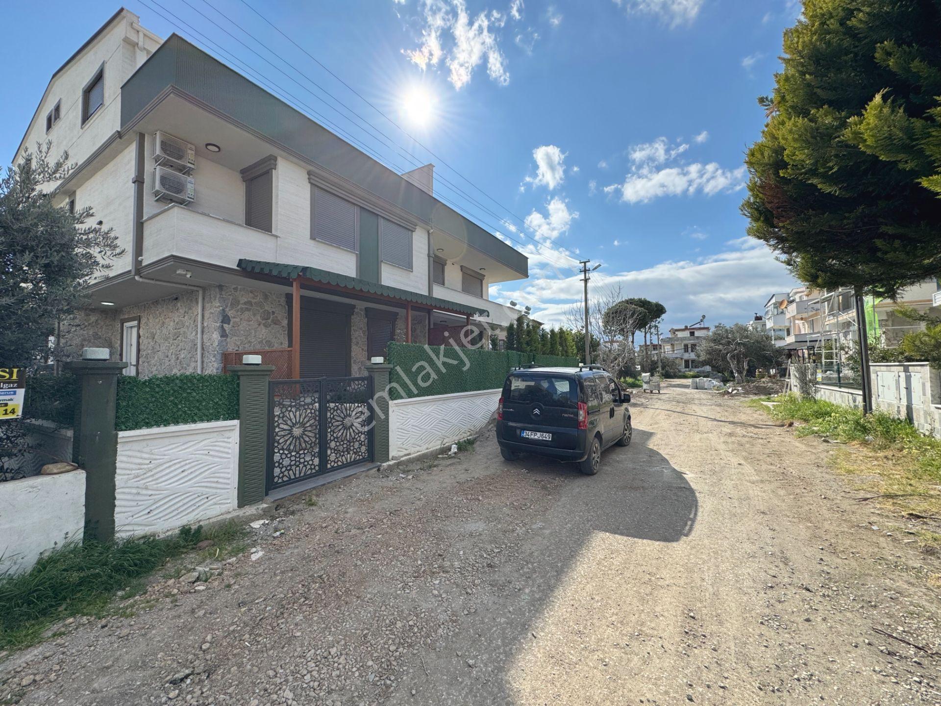 🟣 Güç Gayrimenkul'den Güre'de Denize 400m Geniş Teraslı Ebeveynli Lüx 4+1 Villa - Görsel 21