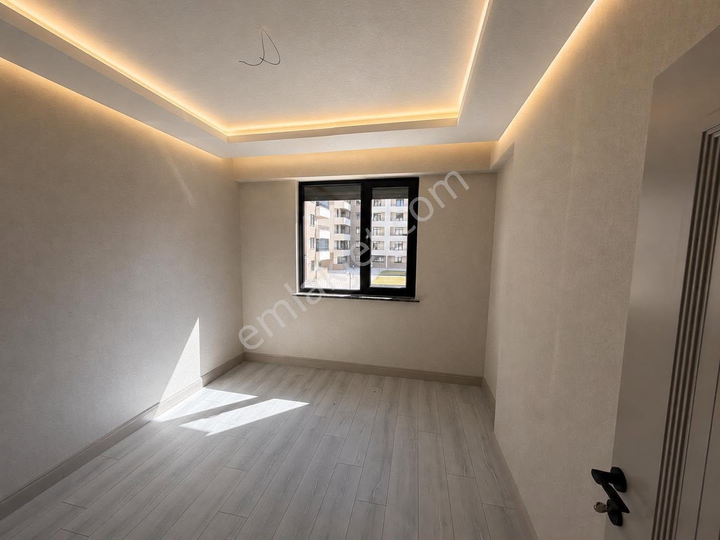 Sarraf Yapı'dan Geniş M2 Dekorlu 2+1 Daire !!!! - Görsel 24