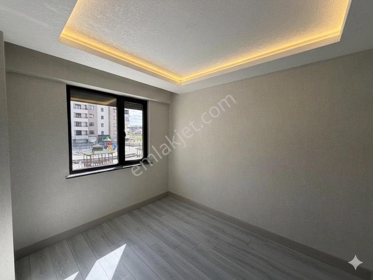 Sarraf Yapı'dan Geniş M2 Dekorlu 2+1 Daire !!!! - Görsel 27