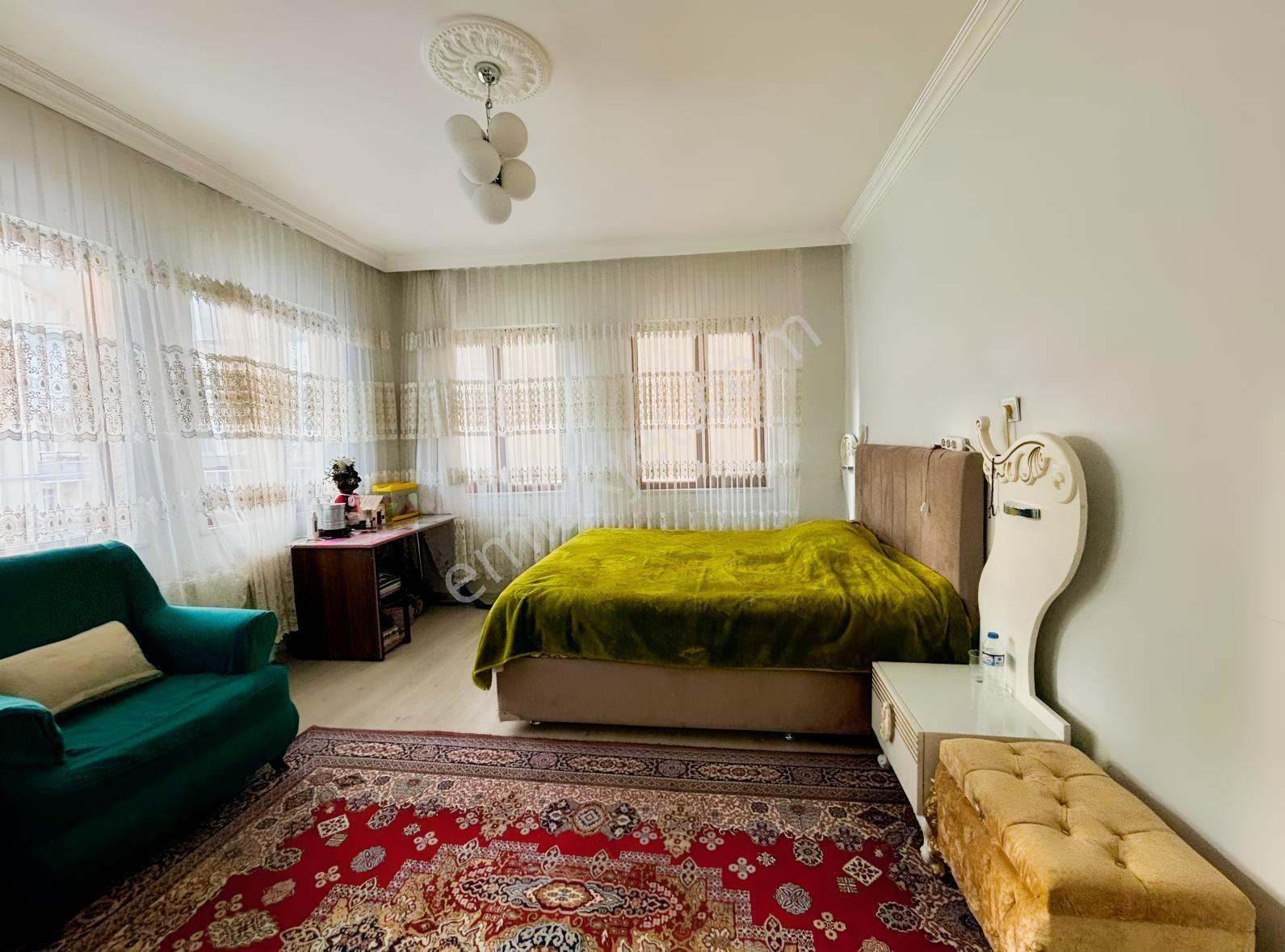 Huzurevleri Köşe Cami Civarı Satılık 2+1 Bakımlı Daire - Görsel 24