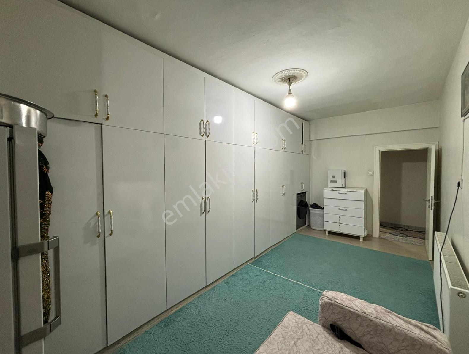 Huzurevleri Köşe Cami Civarı Satılık 2+1 Bakımlı Daire - Görsel 18