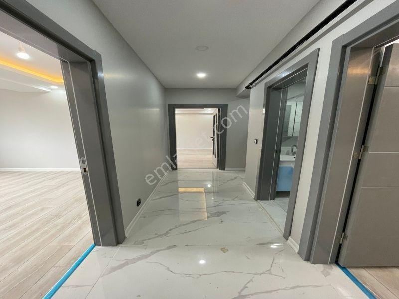 Güzelyurt Mah. Metrobüse 10 Dk Yürüme Mesafesi 2+1 Ara Kat - Görsel 10