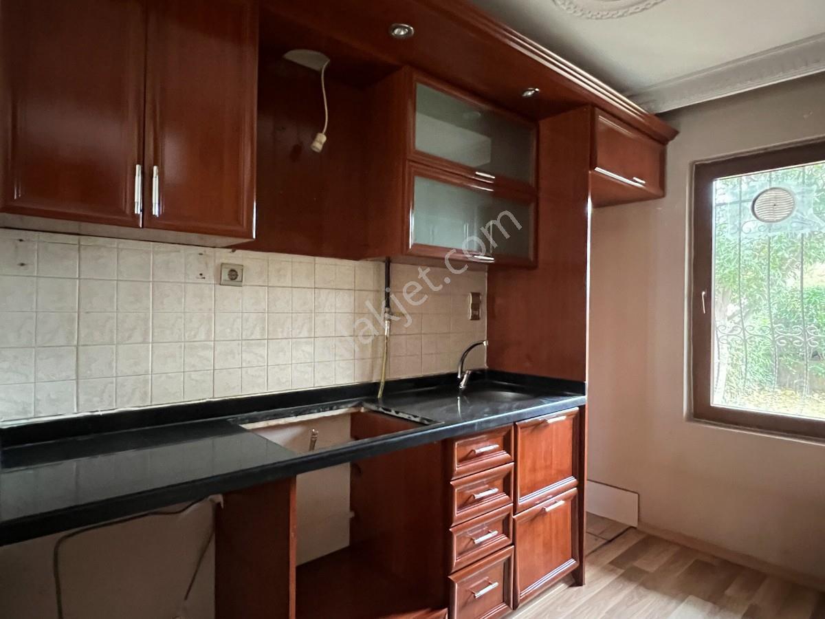 Küçükçekmece Halkalı İstasyon Mah. 4+1 Kiralık Tripleks Villa - Görsel 31