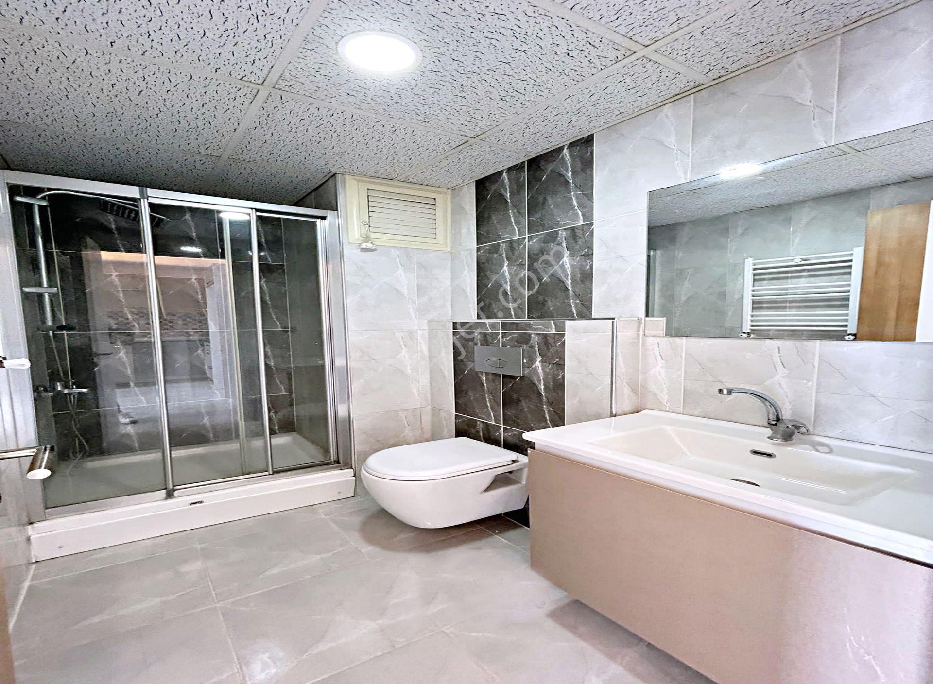 Metrobüse Yakın Satılık Daire Havuzlu Güvenlikli Site İçi - Görsel 6