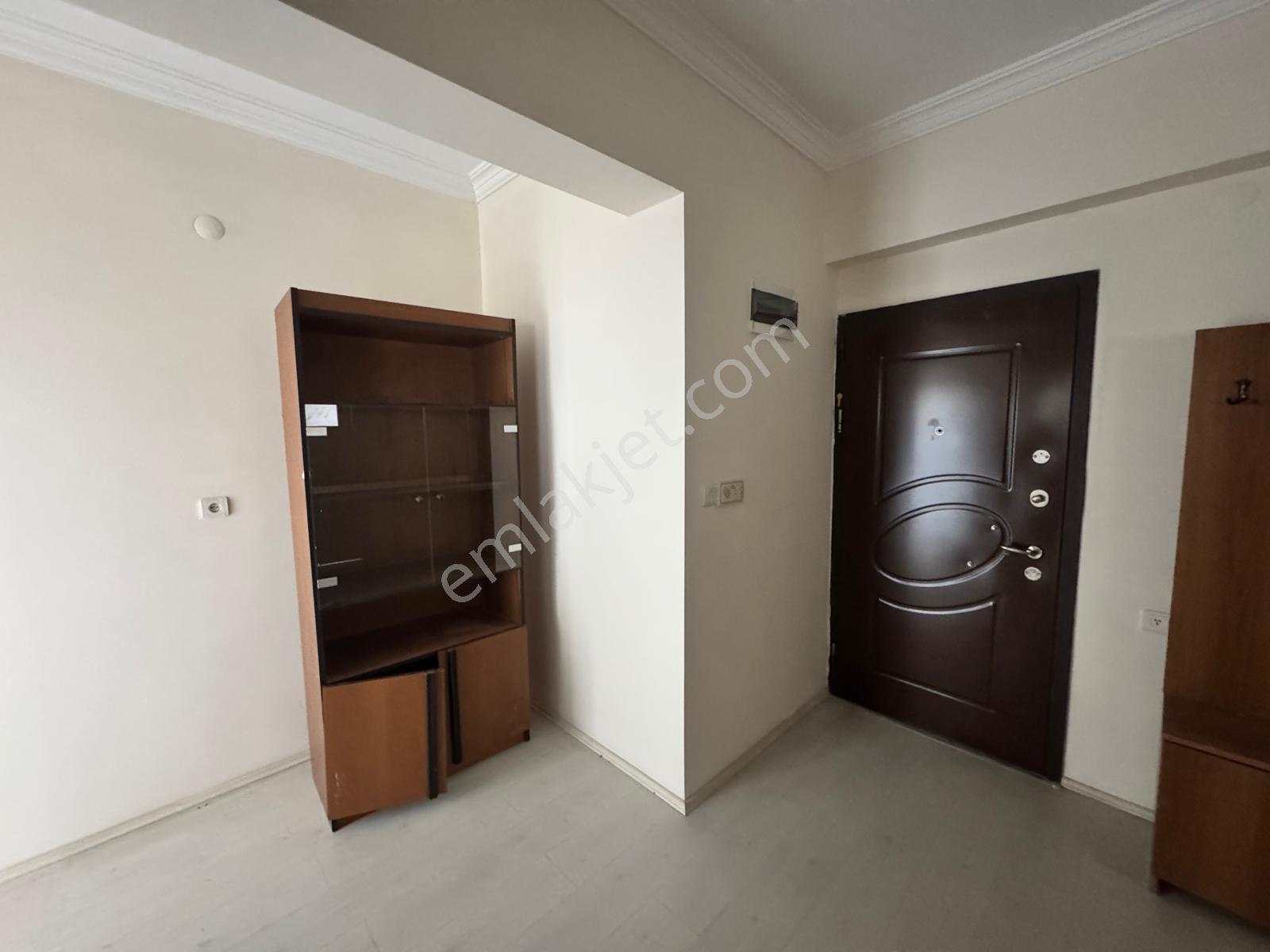 Berkay Emlaktan Çarşı Merkezde Kiralık Daire - Görsel 19