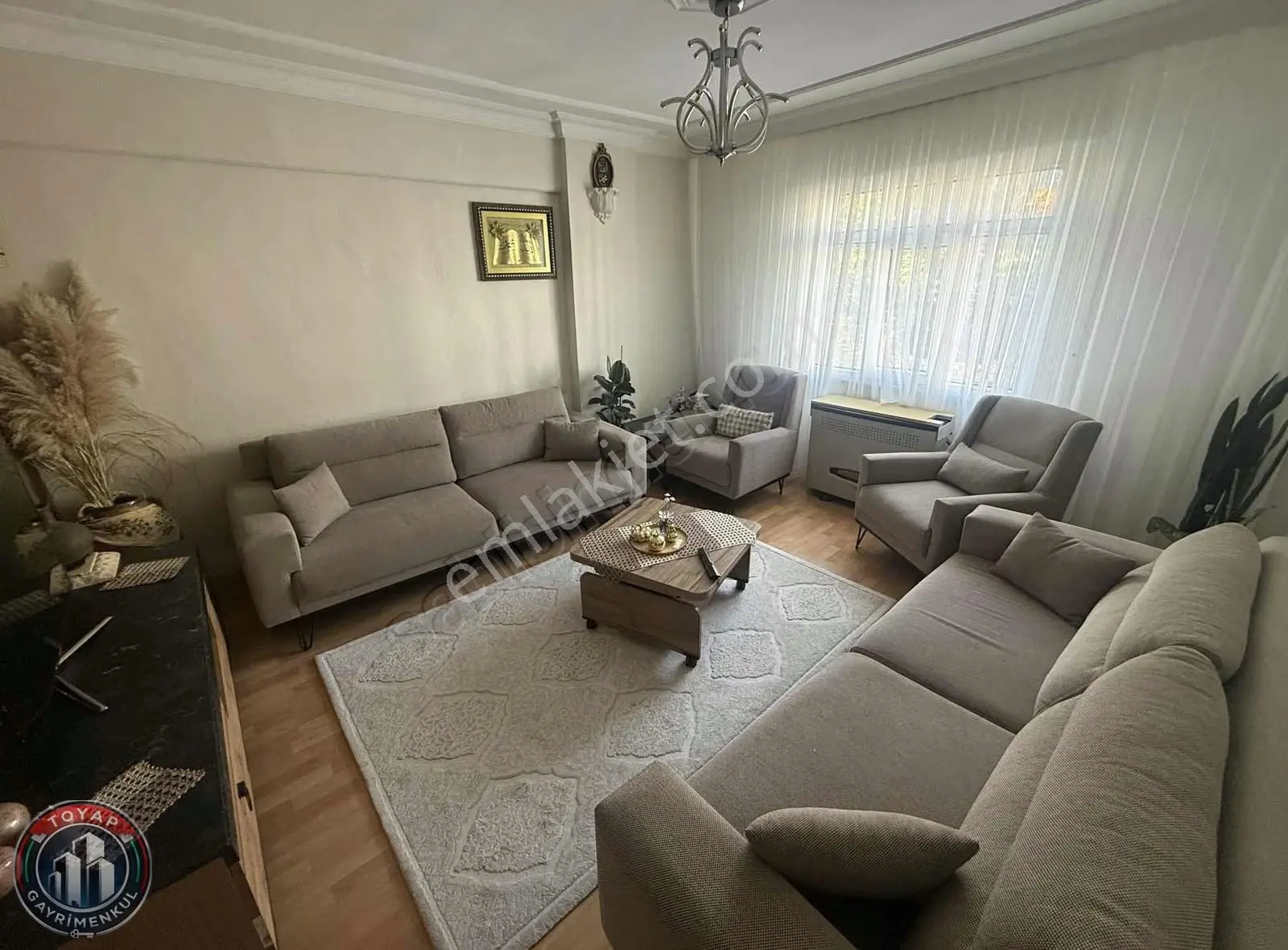 Toyap'tan İsmetpaşa 2+1 100 M2 Kat 2 Cadde Üzeri Satılık Daire