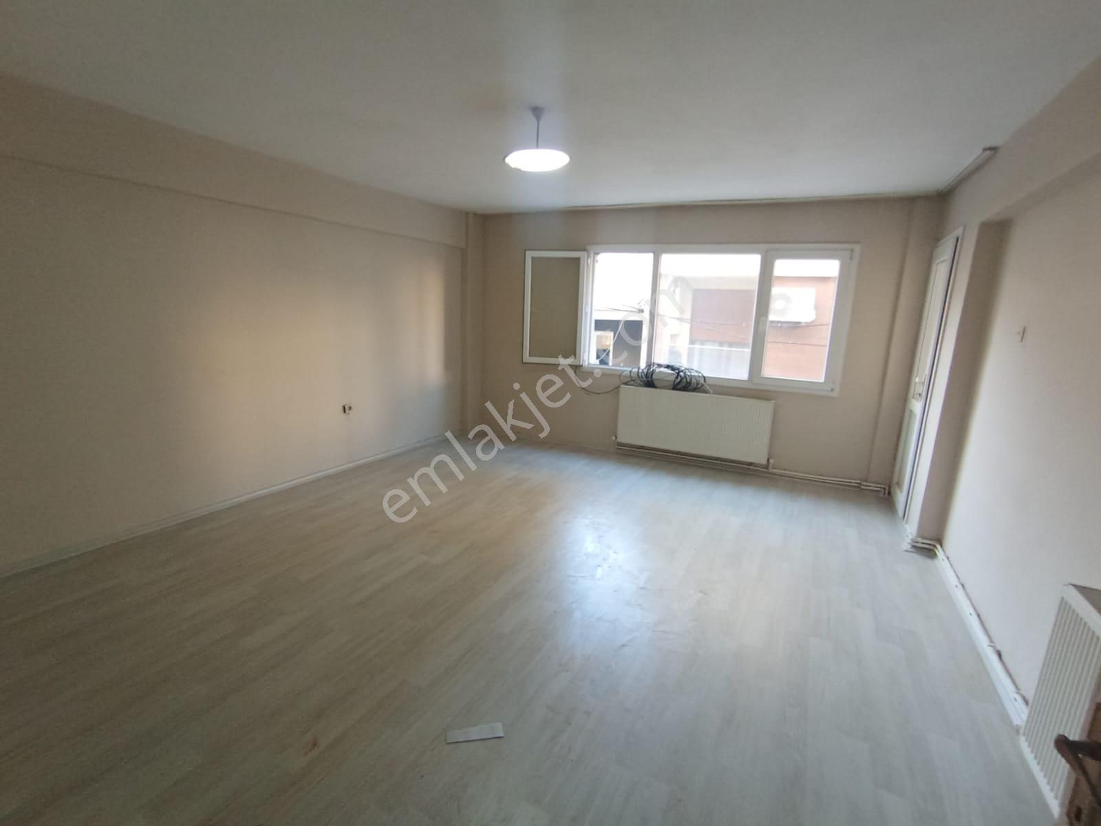 Karabağlar Yunus Emre Mh. Merkez Yakını 3+1 120 M2 Doğalğazlı Kiralık Daire - Görsel 6
