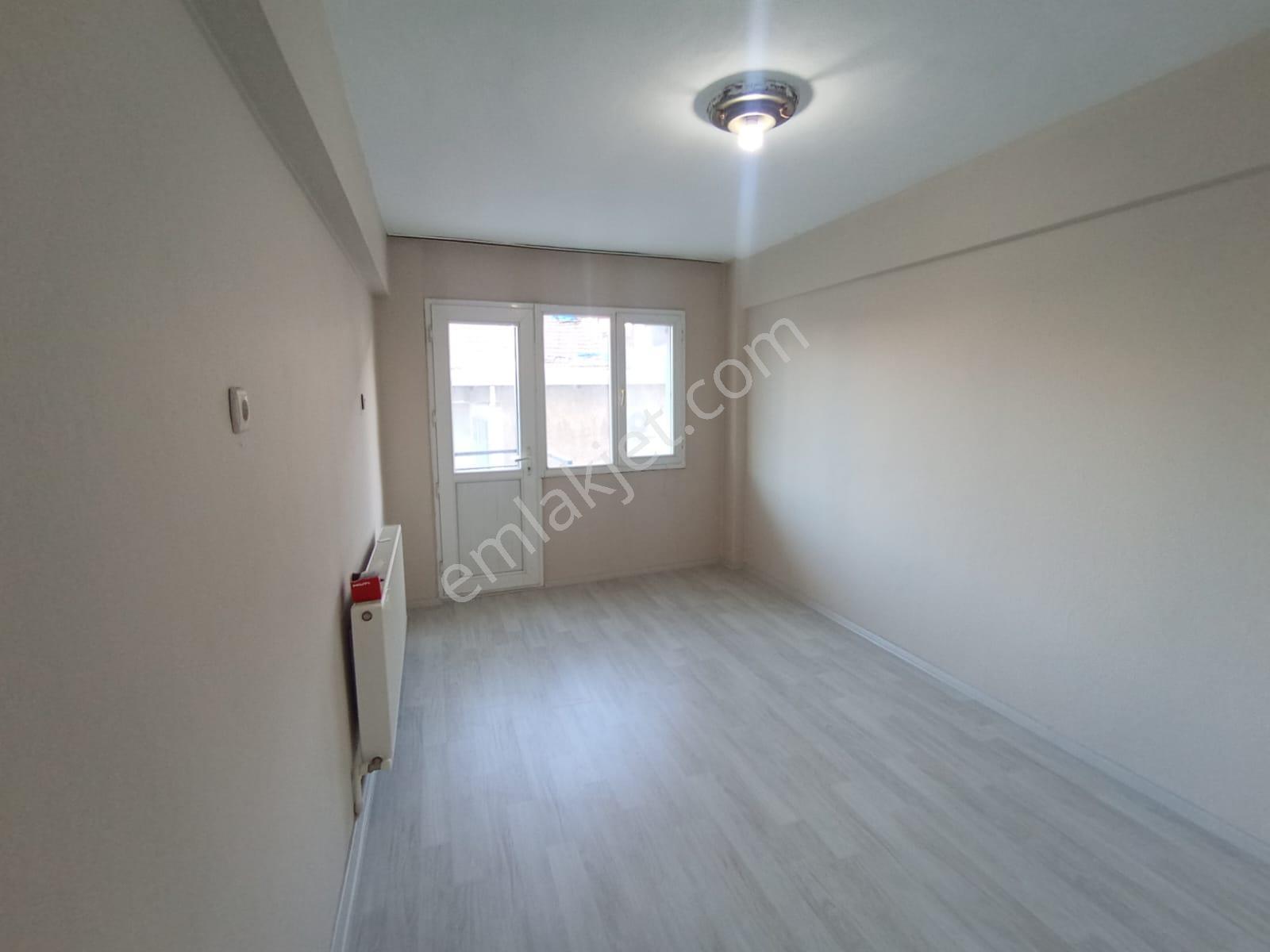 Karabağlar Yunus Emre Mh. Merkez Yakını 3+1 120 M2 Doğalğazlı Kiralık Daire - Görsel 20