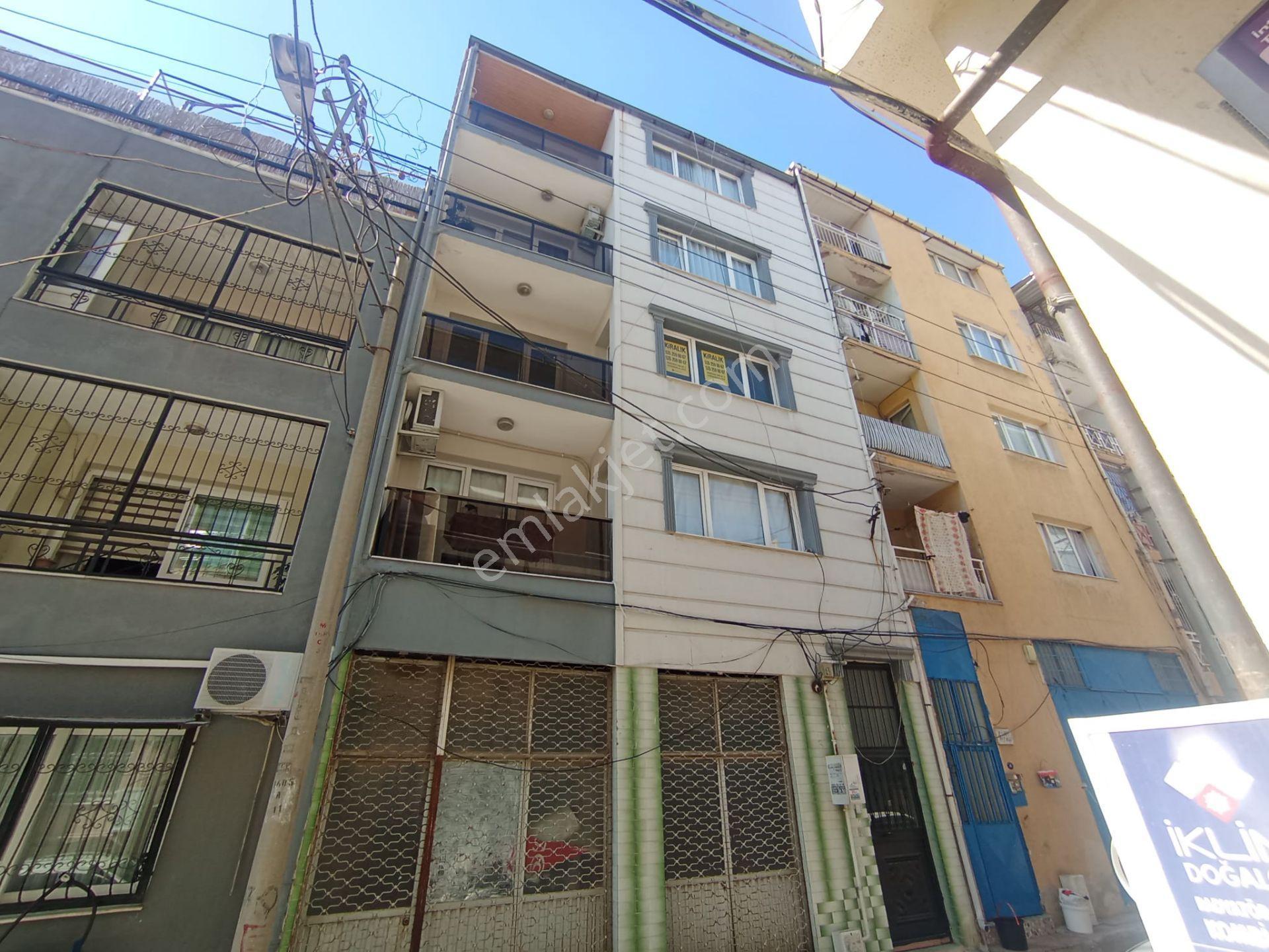 Karabağlar Yunus Emre Mh. Merkez Yakını 3+1 120 M2 Doğalğazlı Kiralık Daire - Görsel 7