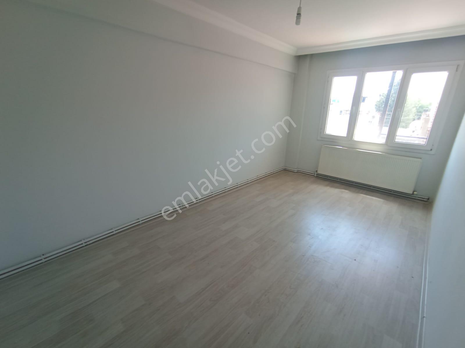 Karabağlar Yunus Emre Mh. Merkez Yakını 3+1 120 M2 Doğalğazlı Kiralık Daire - Görsel 18