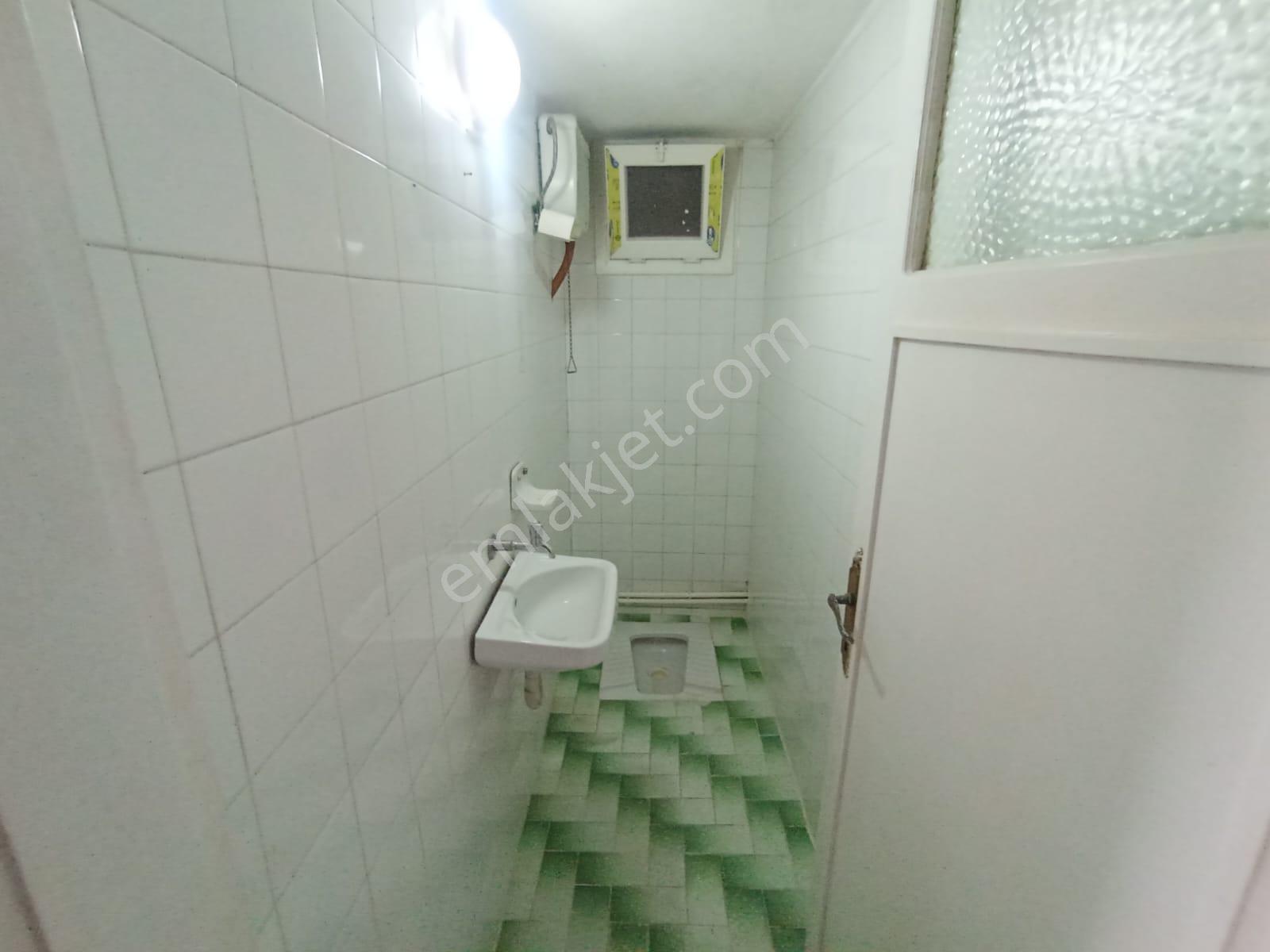 Karabağlar Yunus Emre Mh. Merkez Yakını 3+1 120 M2 Doğalğazlı Kiralık Daire - Görsel 17