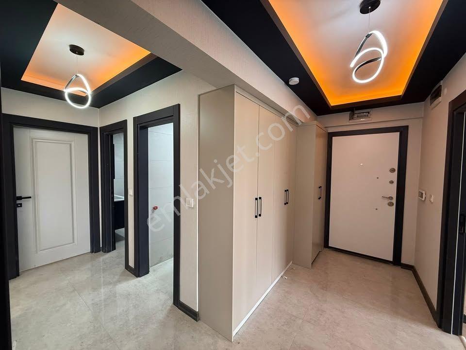Beylikdüzü Sarraf'tan 2+1 Geniş Dekorlu Site İçi Daire - Görsel 9