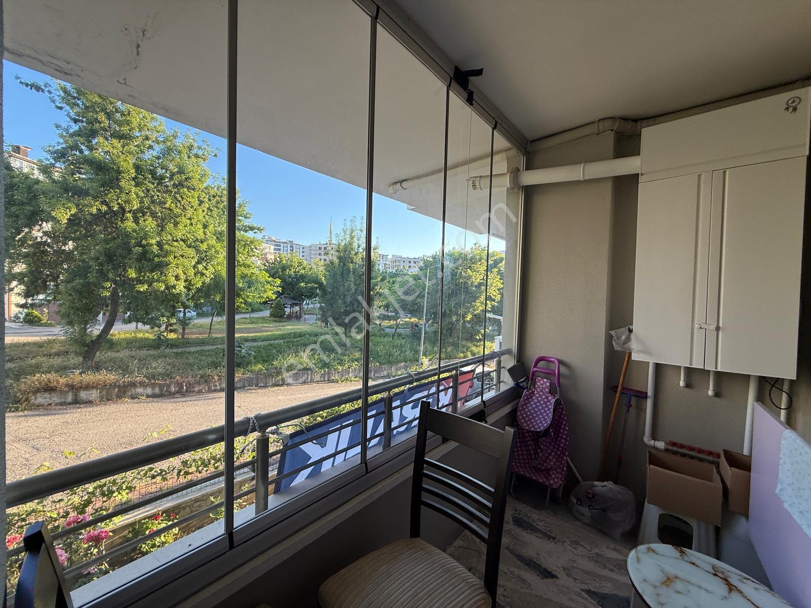 Tramvaya 2 Sokak 2+1 Mutfak Salon Ayrı Geniş Ferah Kiralık Daire - Görsel 15