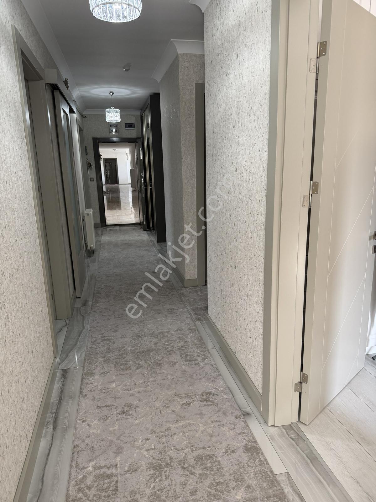 Vip'den Protokol Yolu Üzerinde Lüks Yapılı Kiralık 4+1 Daire - Görsel 17