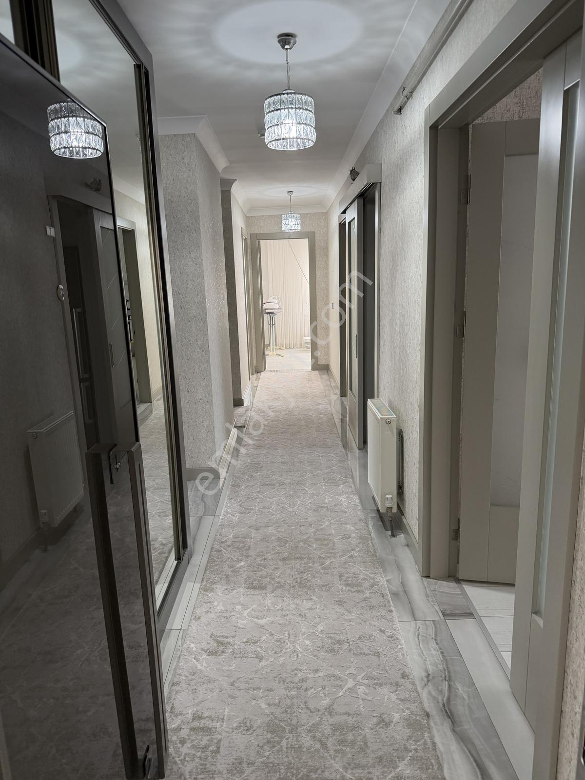 Vip'den Protokol Yolu Üzerinde Lüks Yapılı Kiralık 4+1 Daire - Görsel 36