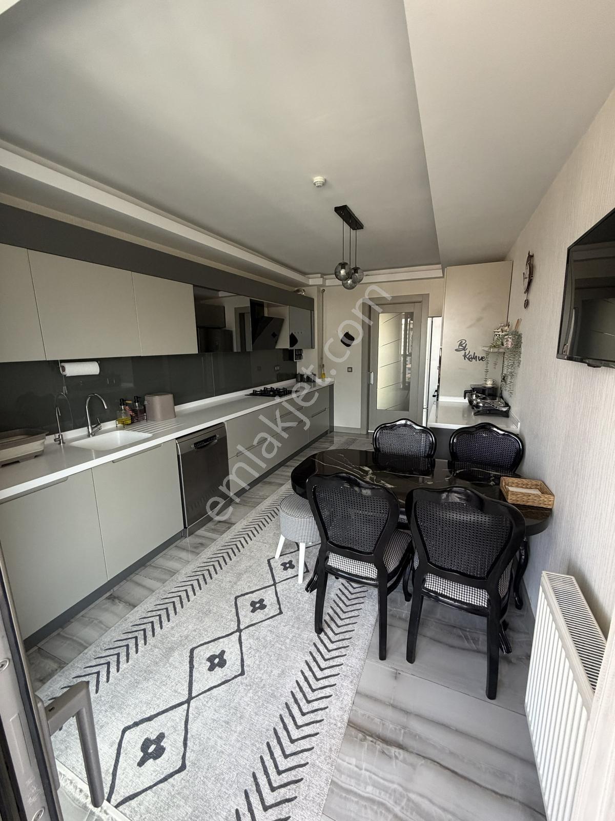 Vip'den Protokol Yolu Üzerinde Lüks Yapılı Kiralık 4+1 Daire - Görsel 6