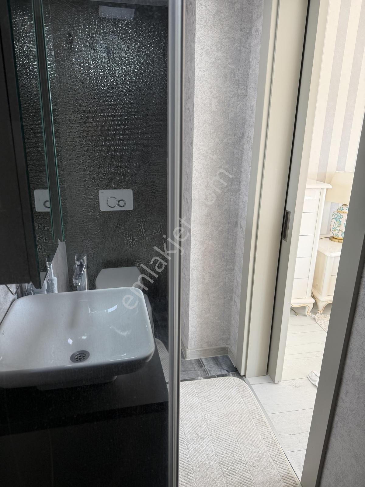 Vip'den Protokol Yolu Üzerinde Lüks Yapılı Kiralık 4+1 Daire - Görsel 14