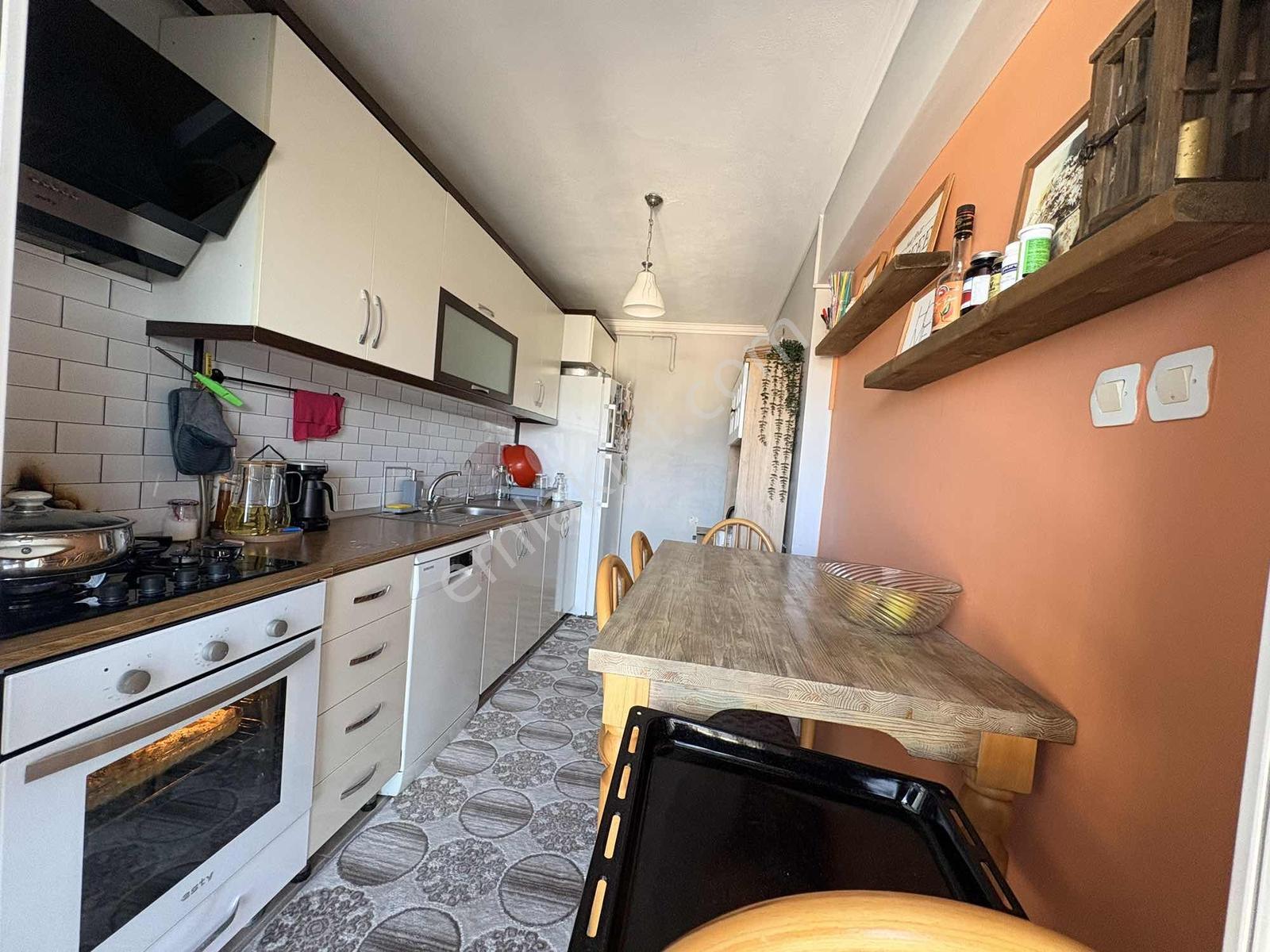 Buket Emlak'tan 3+1 Satılık Daire Doğalgazlı Asansörlü Kilerli - Görsel 19