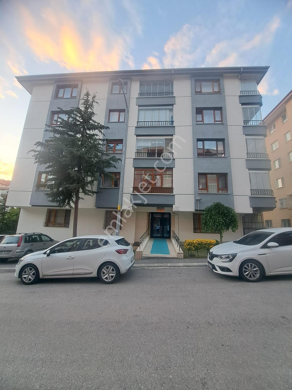 Önaldan Ankara Çankaya Ata Mah. 3+1 Asansörlü Park Manzaralı - Görsel 10