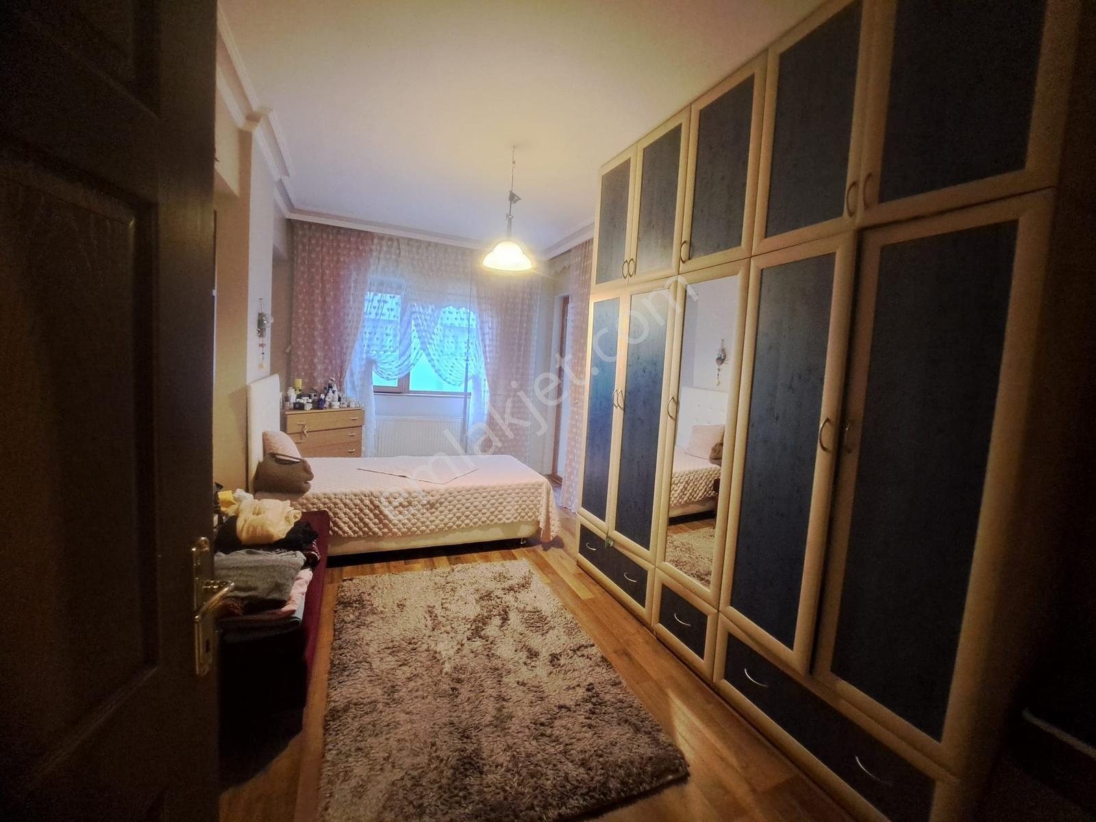 Önaldan Ankara Çankaya Ata Mah. 3+1 Asansörlü Park Manzaralı - Görsel 15
