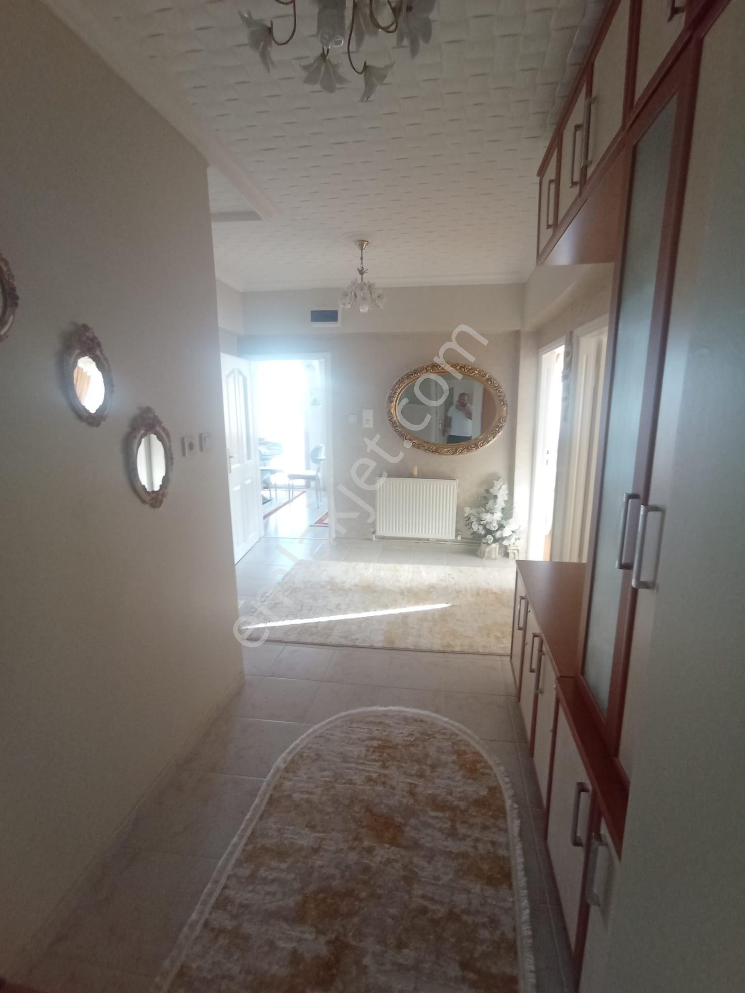 Sivas Yıldız Gayrimenkul'den Yeni Mahallesi 5+1 Asansörlü Dubleks Satılık Daire ! - Görsel 12