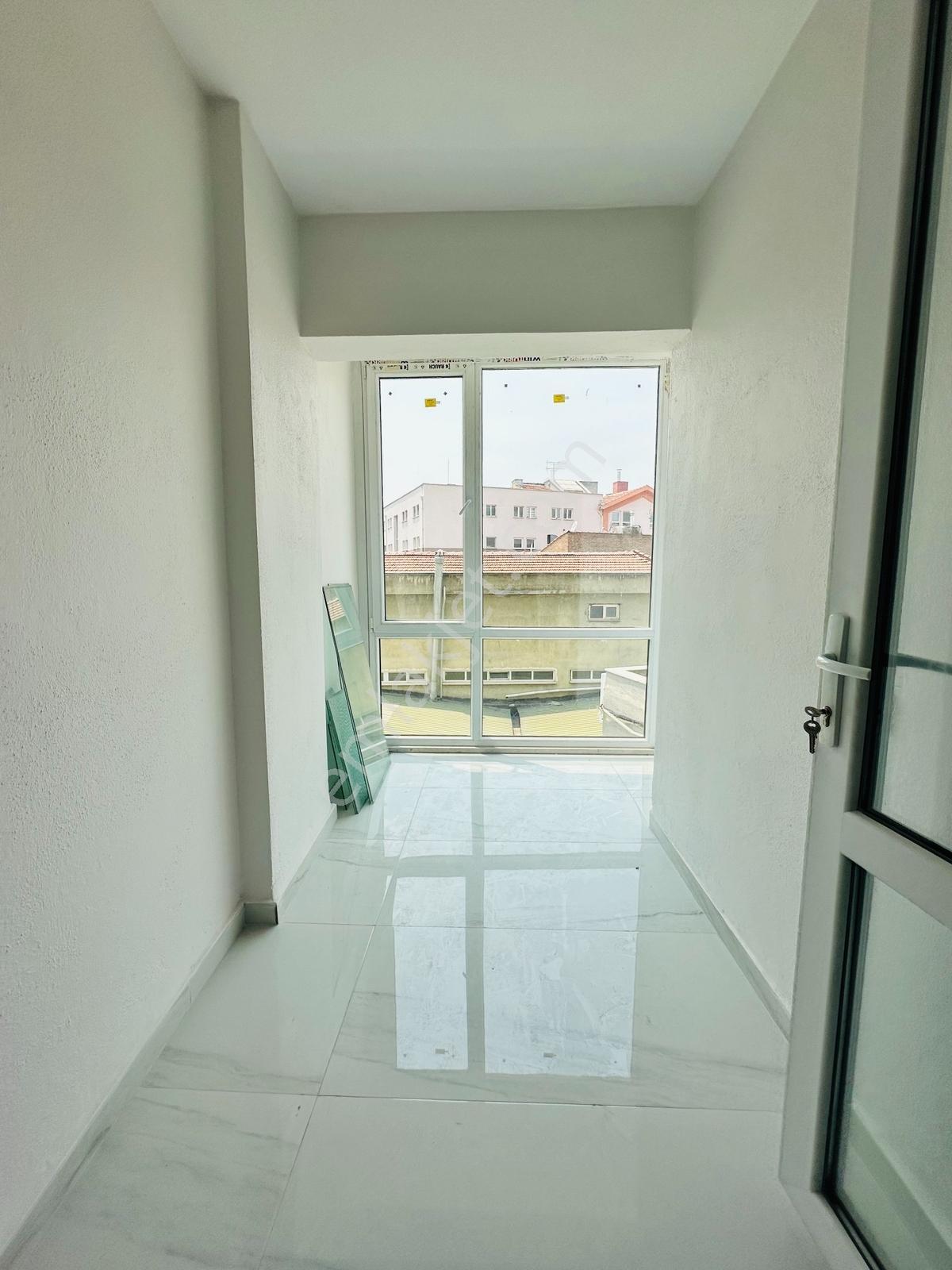 Eskişehir Masrafsız, Yeni Tadilatlı 3+1 Satılık Daire - Görsel 19