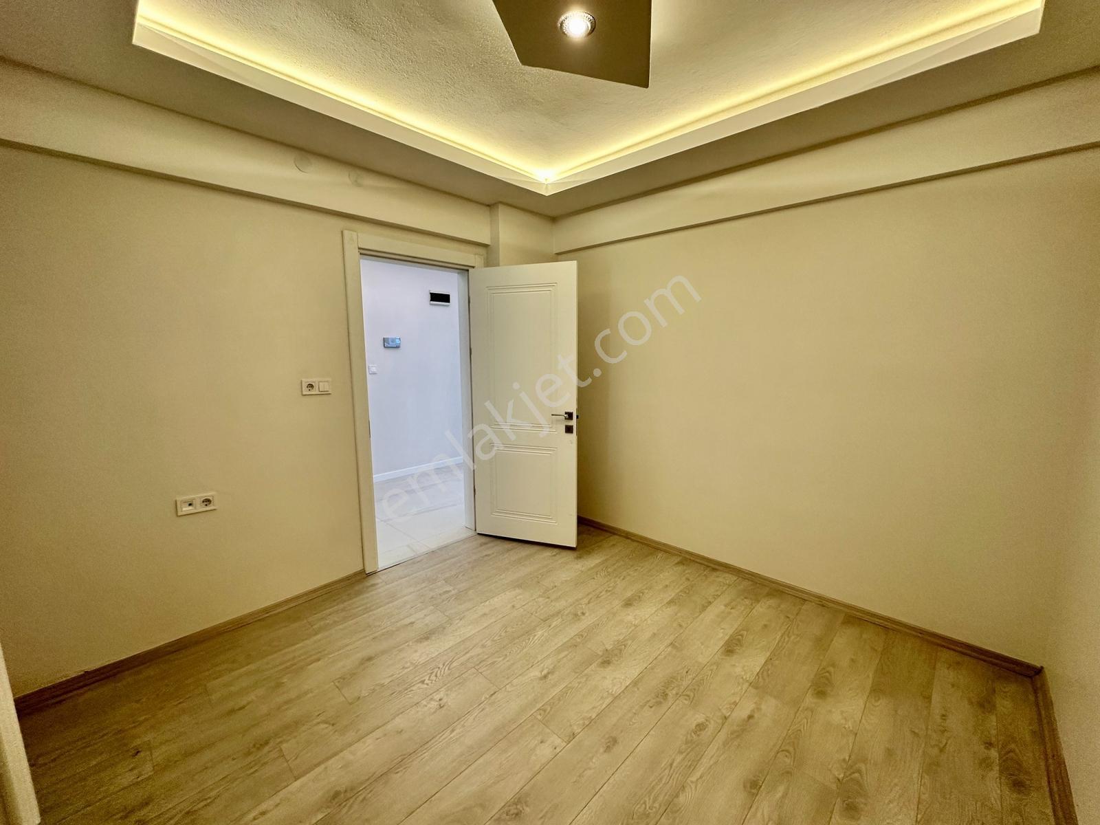 Eskişehir Masrafsız, Yeni Tadilatlı 3+1 Satılık Daire - Görsel 34