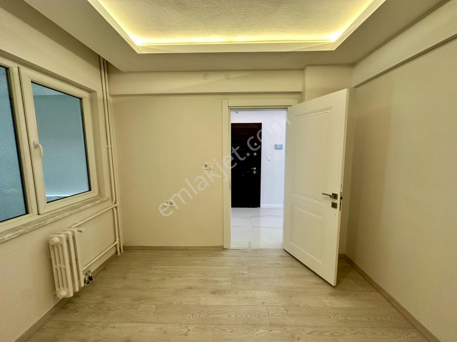 Eskişehir Masrafsız, Yeni Tadilatlı 3+1 Satılık Daire - Görsel 4