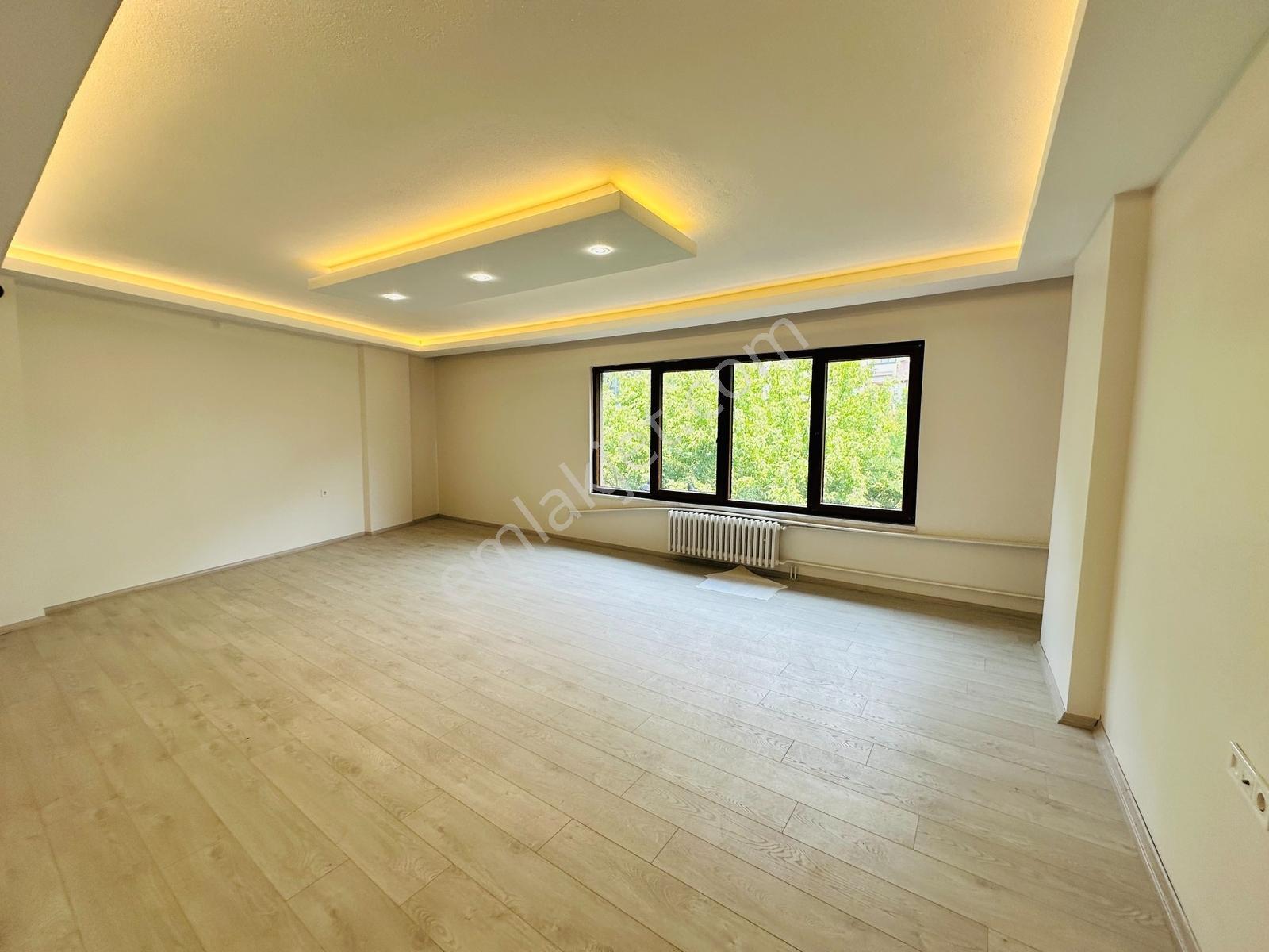 Eskişehir Masrafsız, Yeni Tadilatlı 3+1 Satılık Daire - Görsel 17
