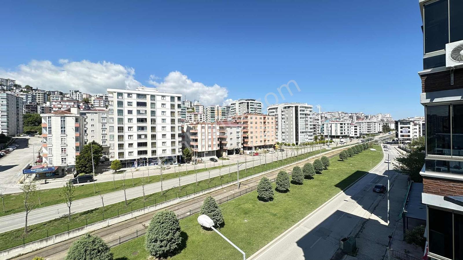 Garanti Gayrimenkulden Tramvaya Cephe Satılık 3+1 Daire - Görsel 2