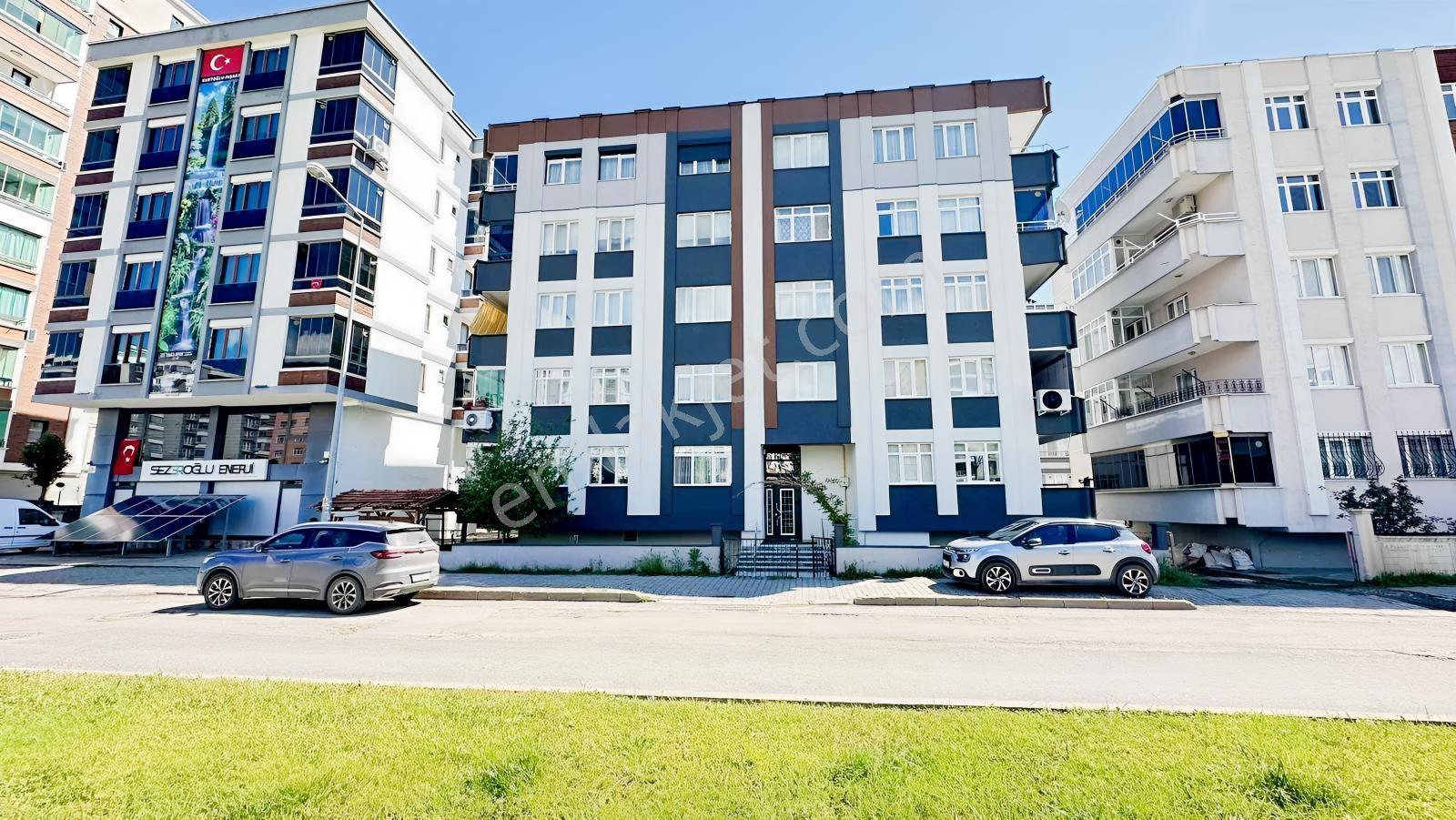 Garanti Gayrimenkulden Tramvaya Cephe Satılık 3+1 Daire