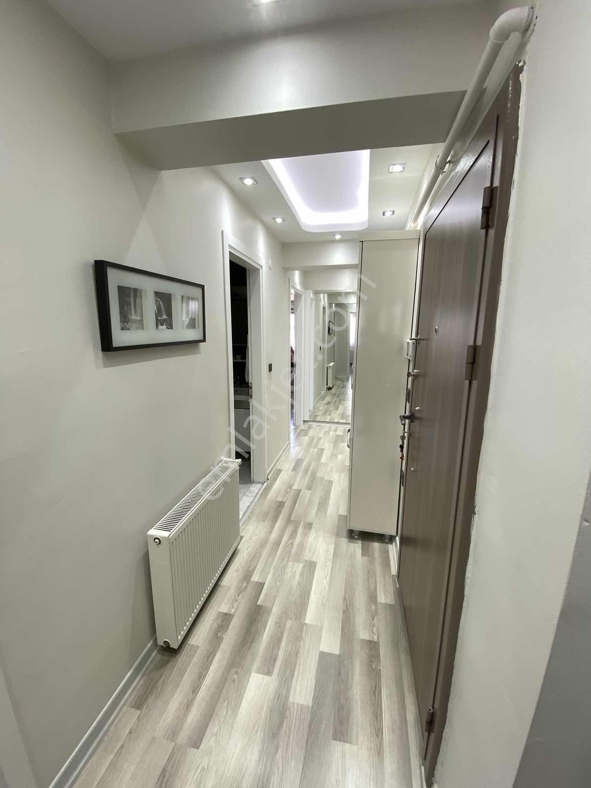 Buca Çevikbirde Satılık 3+1 Çift Cephe Ebeveyn Banyolu Ferah Ev - Görsel 24