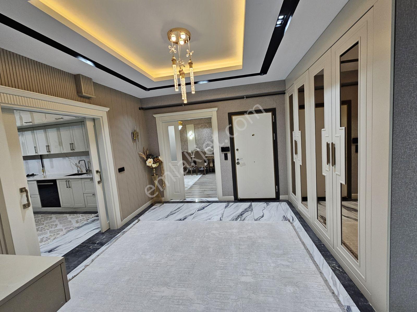 Güzelşehir Doğukente 4+1 Tek Katlı 245m2 Satılık Fırsat Daire - Görsel 22