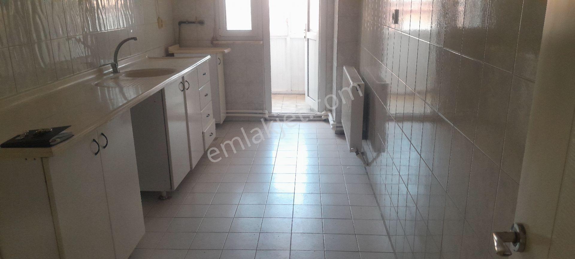 Şehrin Merkezinde Son Kat Manzaralı Balkonlu Asansörlü Satılık Daire - Görsel 23