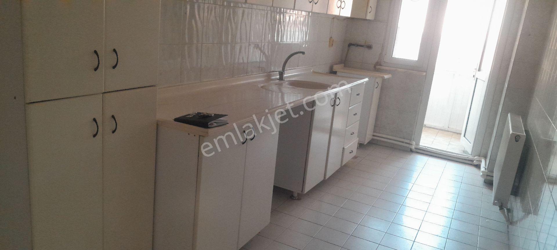 Şehrin Merkezinde Son Kat Manzaralı Balkonlu Asansörlü Satılık Daire - Görsel 22