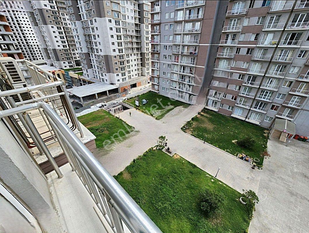 Metrobüse Yakın Satılık Daire Havuzlu Güvenlikli Site İçi 2+1 - Görsel 16