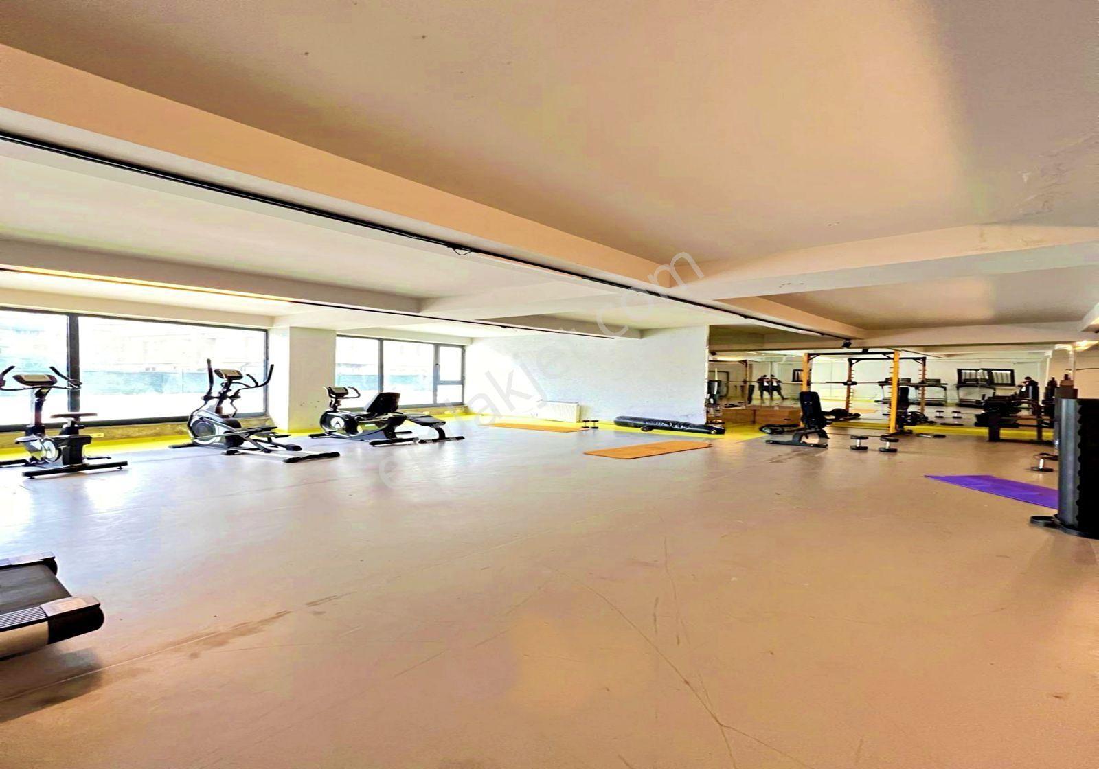 Metrobüse Yakın Satılık Daire Havuzlu Güvenlikli Site İçi 2+1 - Görsel 25