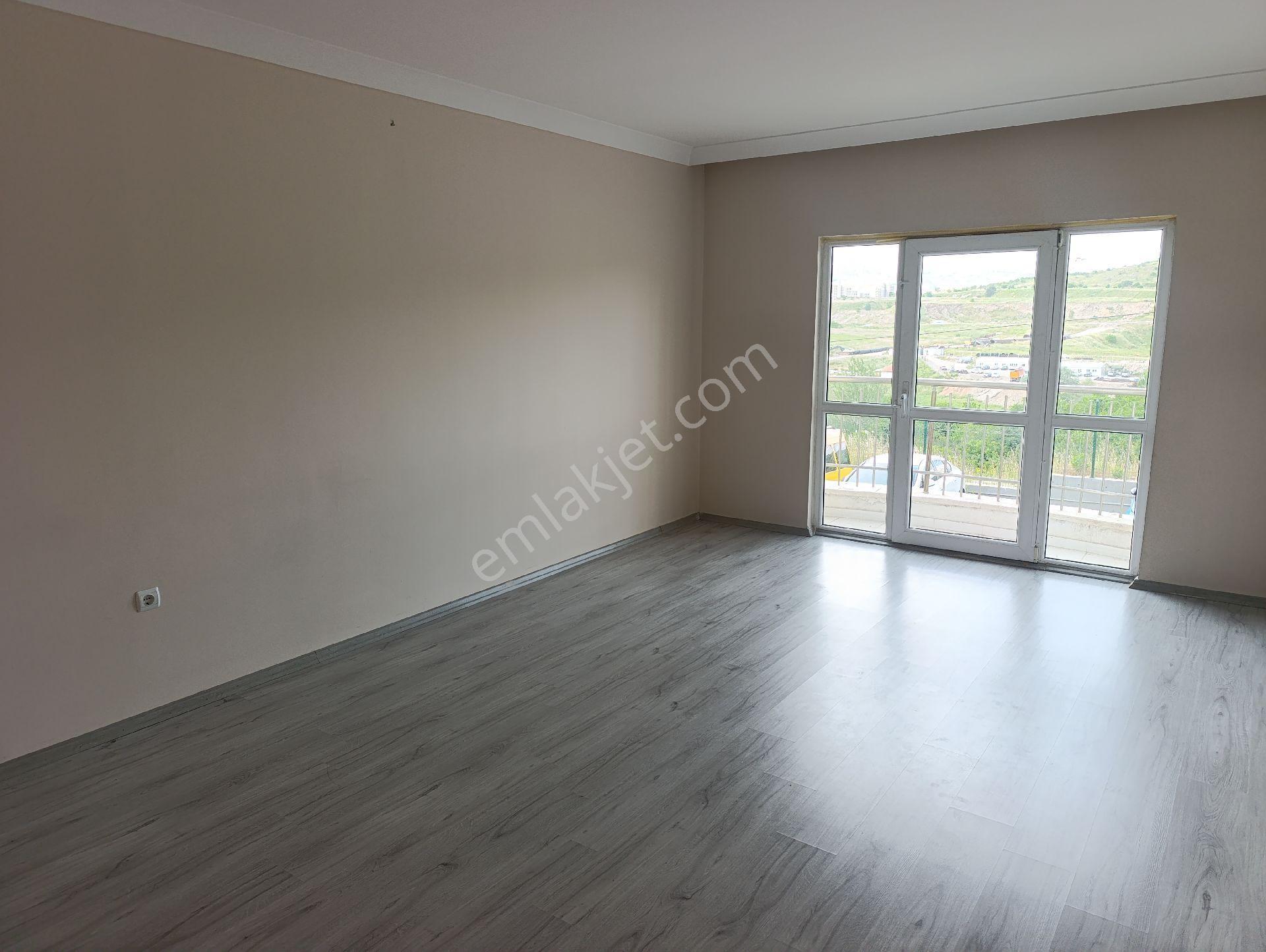 Yükseltepe Mah Kiralık 2+1 Site İçinde Güvenlikli Geniş Ferah Daire - Görsel 4