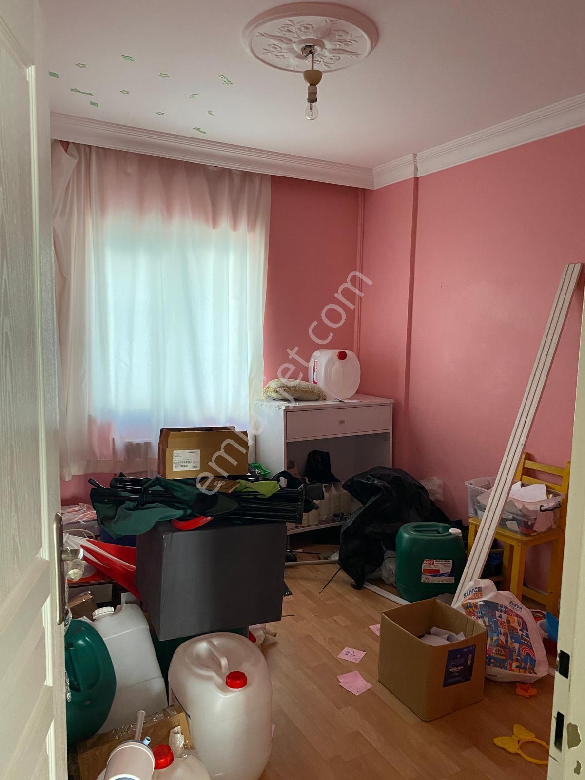 Cerrahpaşa Emlaktan Büyükçekmece Çakmaklı Gölşehir Evlerinde Tadilatlı 2+1 Satılık Daire - Görsel 11