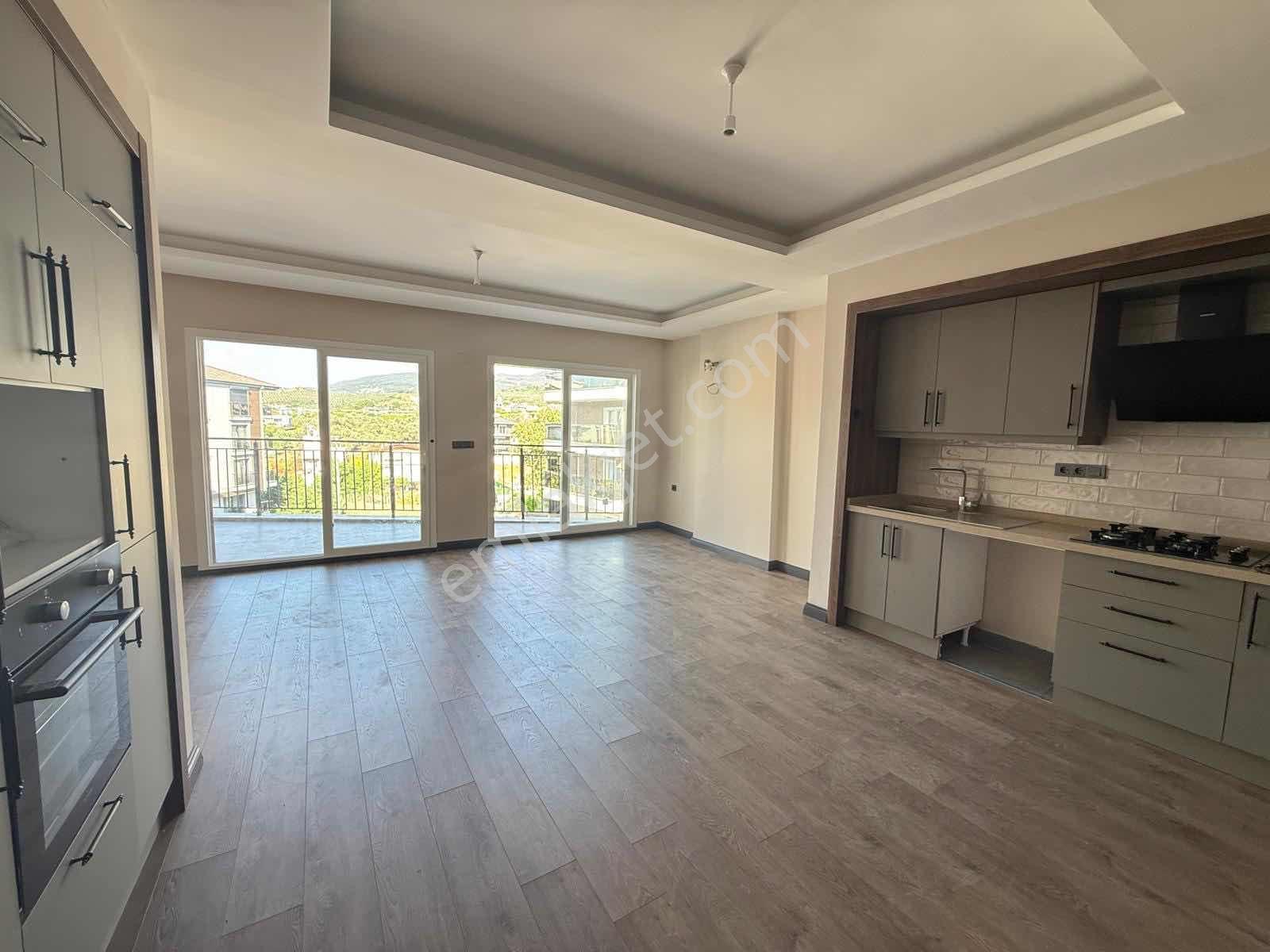 Kuşadası Davutlar Merkezde Ara Kat 105m2 Kiralık 3+1 Daire - Görsel 11