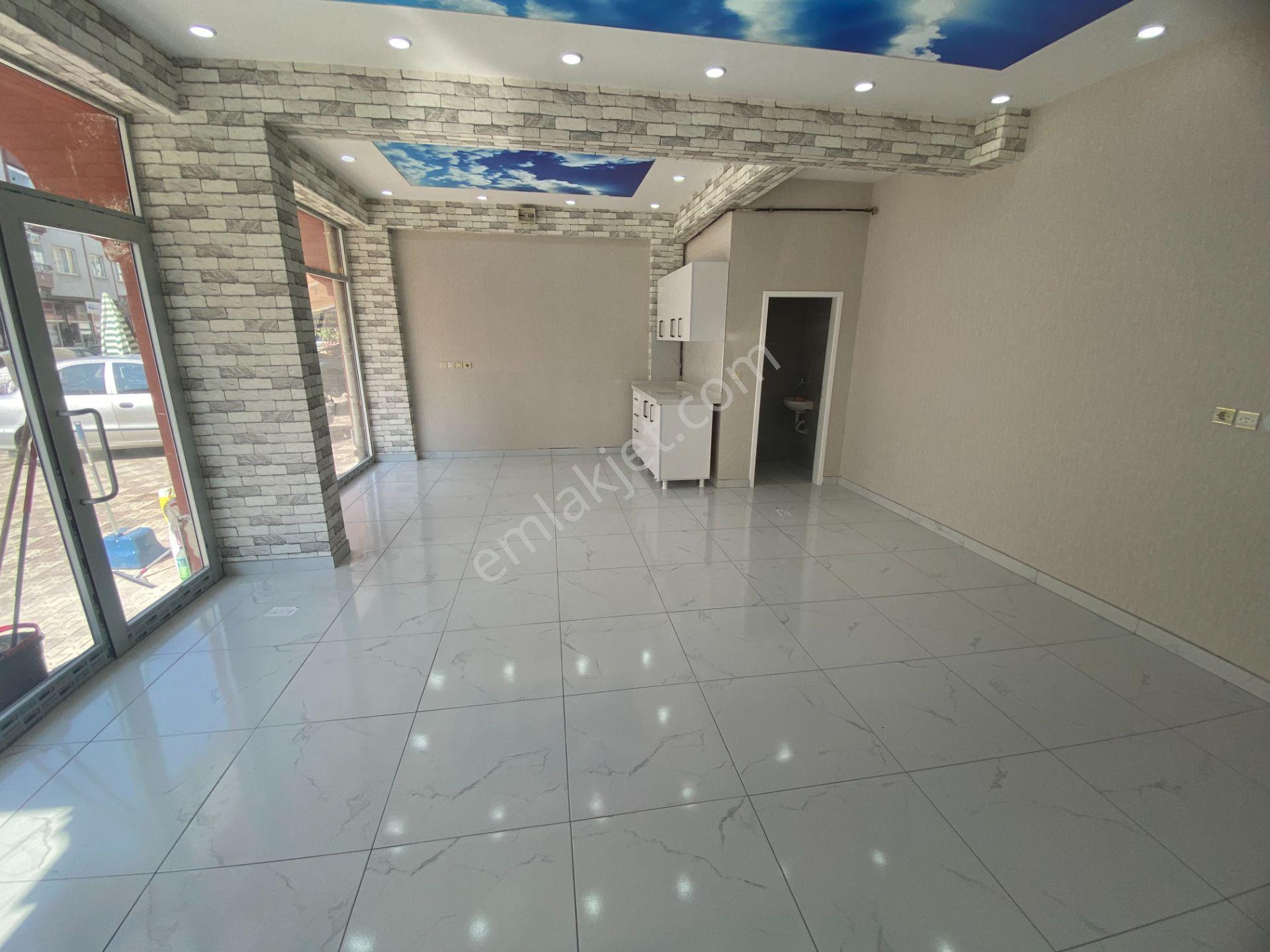 Mükemmel Konumda Kiralık 45 M2 Full Yapılı Dükkan - Görsel 17